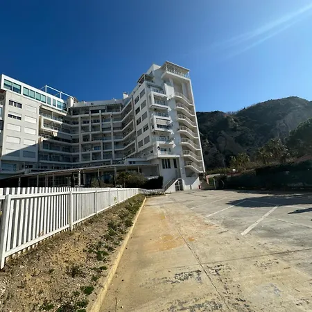 Dan's Luxury 아파트 *