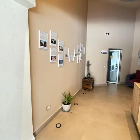 Dan's Luxury * Durrës