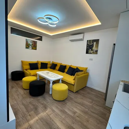 Dan's Luxury * Durrës