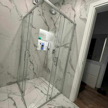Dan's Luxury *