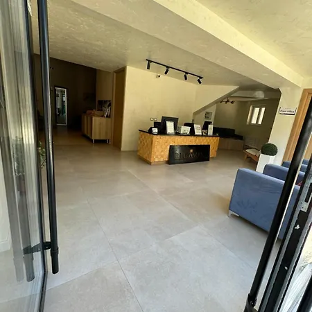 Apartment Dan's Luxury *